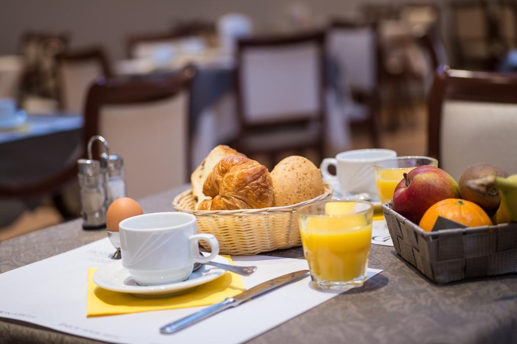 Hotel Princess Остенде Екстериор снимка
