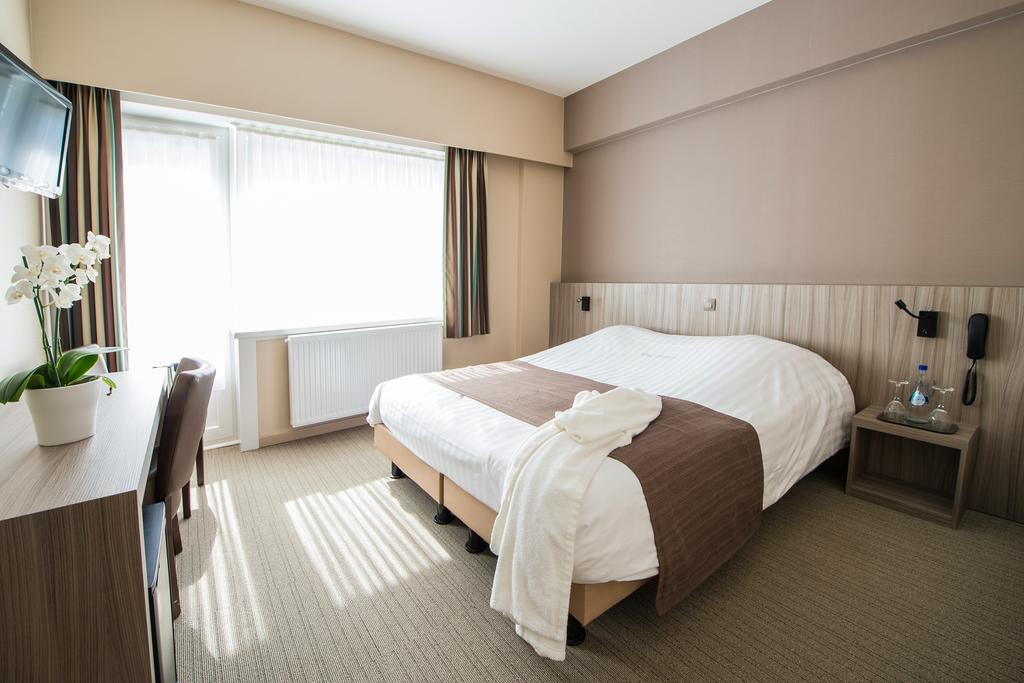 Hotel Princess Остенде Екстериор снимка